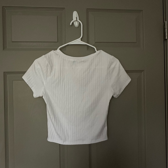 Bozzolo Cropped T-Shirt - Picture 2 of 3